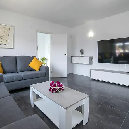 Guadalete By Interhome Villa Calp